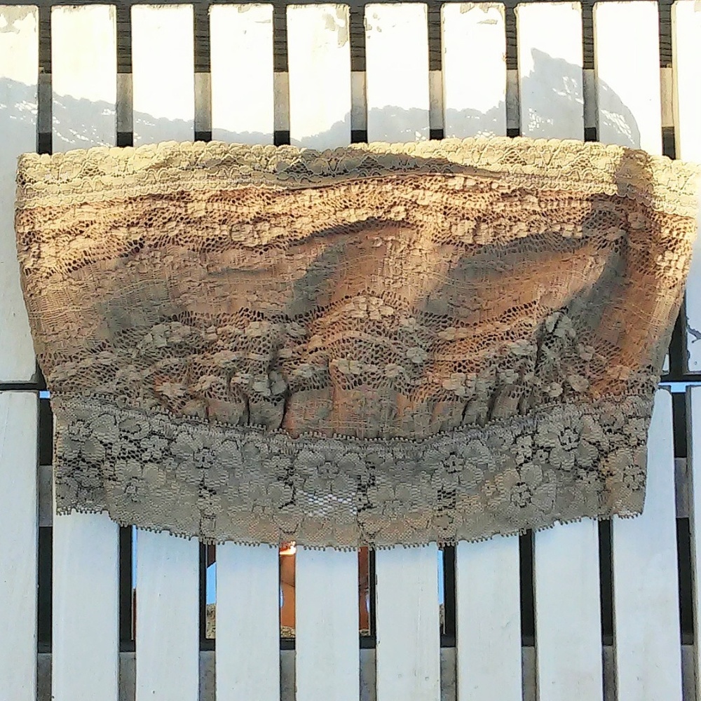 *NWOT* Free People Intimates Lace Nude Bandeau